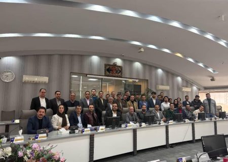 جلسه هم‌اندیشی سازندگان و مجریان ذیصلاح
